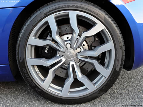 2010�� 5.2 FSI quattro