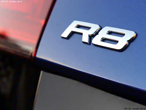 2010�� 5.2 FSI quattro