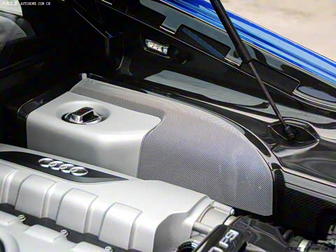 2010�� 5.2 FSI quattro