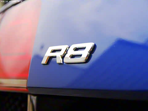 2010�� 5.2 FSI quattro