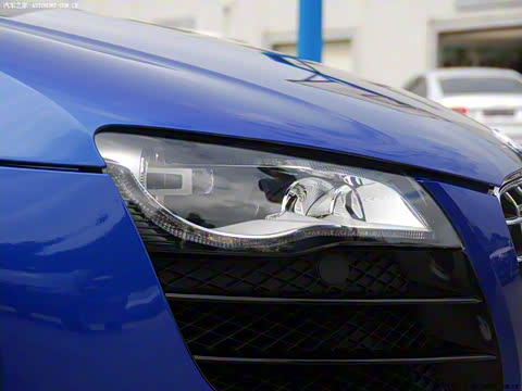 2010�� 5.2 FSI quattro