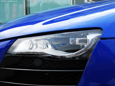 2010�� 5.2 FSI quattro