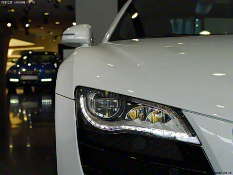 2010�� 5.2 FSI quattro