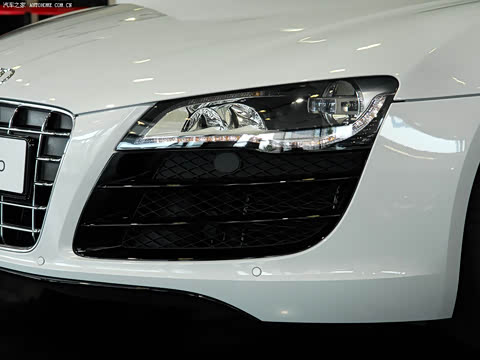 2010�� 5.2 FSI quattro