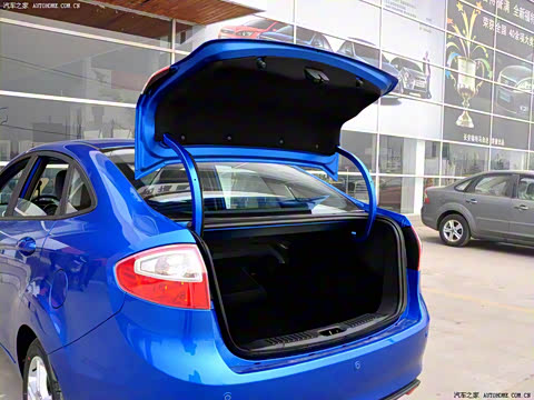 2009�� ���� 1.5L �ֶ��˶���