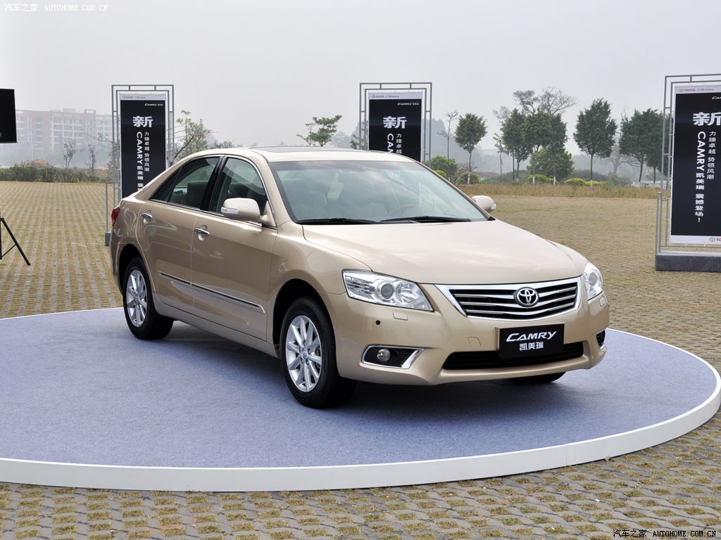 广汽丰田 凯美瑞 2009款 200g 豪华版