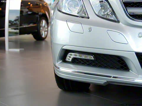 2009�� E 350 Coupe