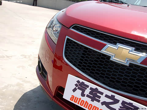 2009�� 1.8L SX AT