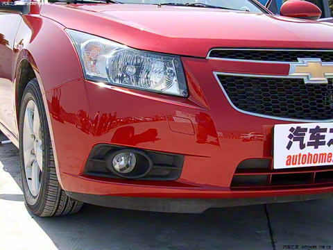 2009�� 1.8L SX AT