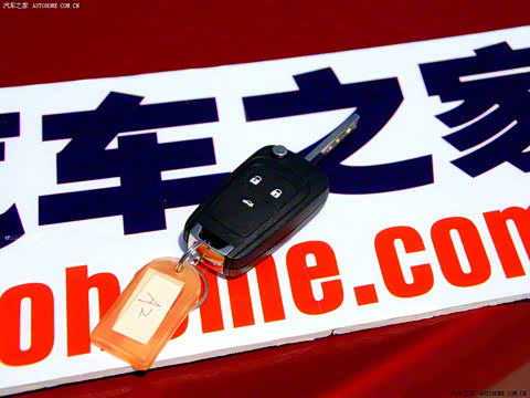 2009�� 1.8L SX AT