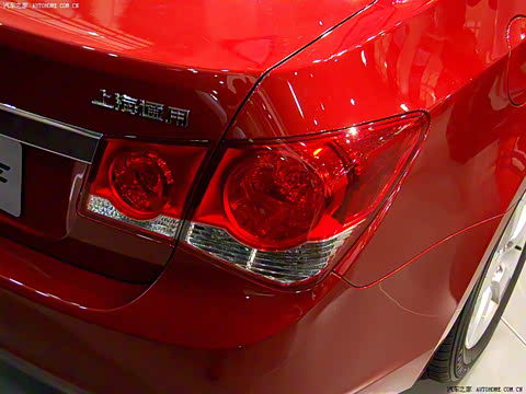 2009�� 1.8L SX AT