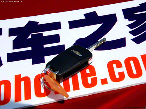 2009�� 1.8L SX AT