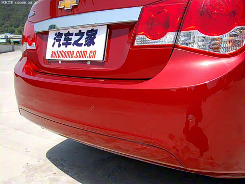 2009�� 1.8L SX AT