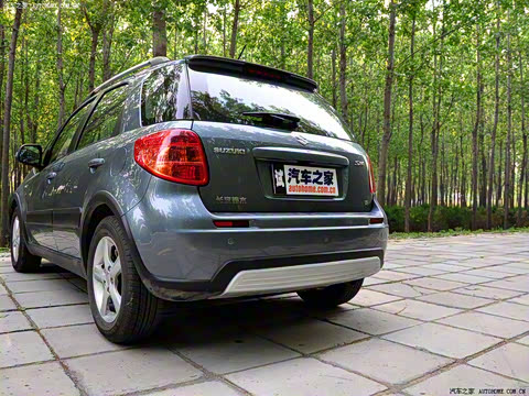 2009�� ���� 1.8L �ֶ��˶���