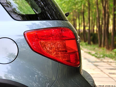 2009�� ���� 1.8L �ֶ��˶���