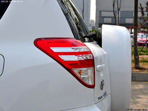 2009�� 2.0L �Զ������