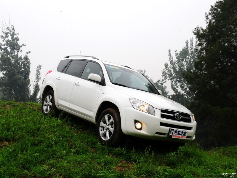 一汽丰田 一汽丰田rav4 2009款 2.4l 自动豪华版