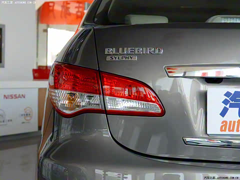 2009�� 2.0XL CVT�Ƽ��촰��