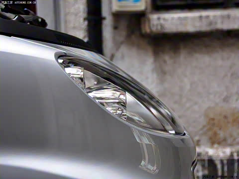 2009�� 1.0 MHD ���� style��