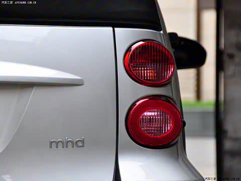 2009�� 1.0 MHD ���� style��