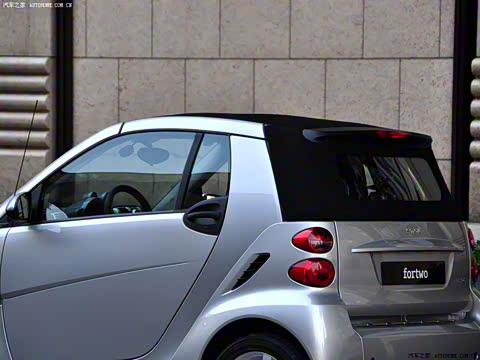 2009�� 1.0 MHD ���� style��