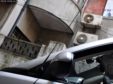 2009�� 1.0 MHD ���� style��