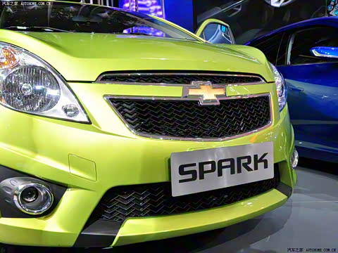 2011�� 1.0 SX AT