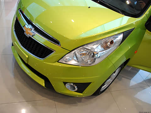 2011�� 1.0 SX AT