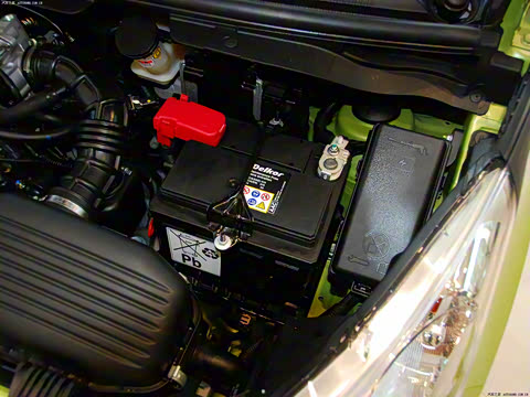 2011�� 1.0 SX AT