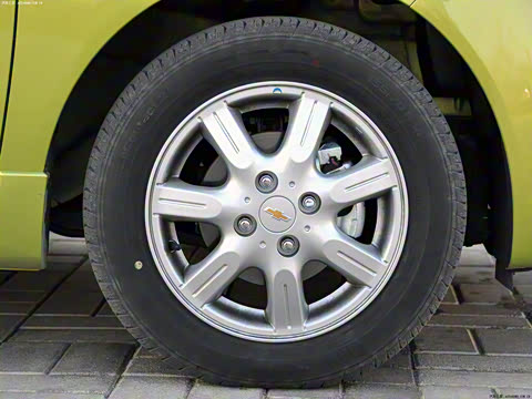 2011�� 1.0 SX AT