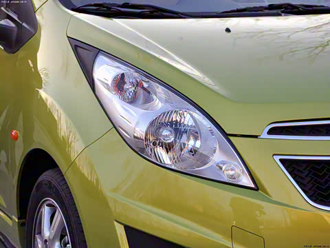 2011�� 1.0 SX AT