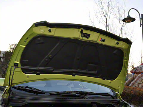 2011�� 1.0 SX AT