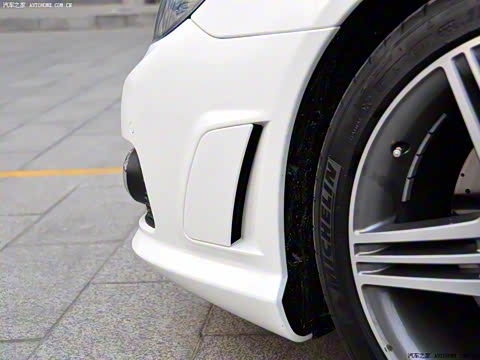 2009�� AMG SL 63