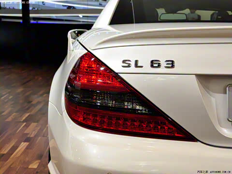 2009�� AMG SL 63