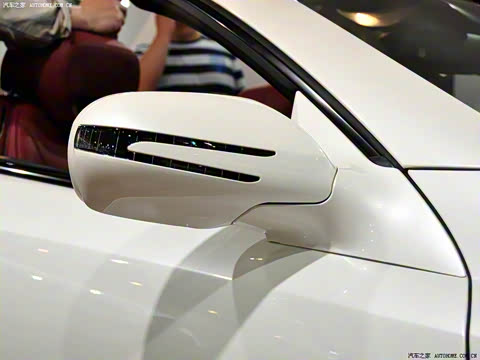 2009�� AMG SL 63