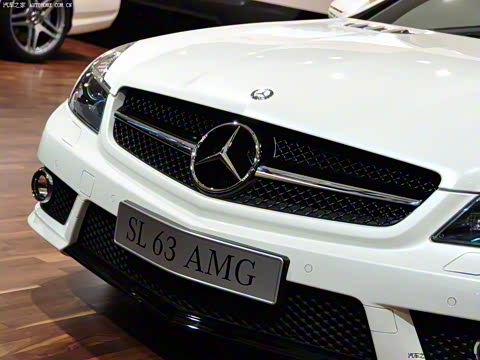 2009�� AMG SL 63