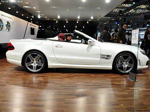 2009�� AMG SL 63