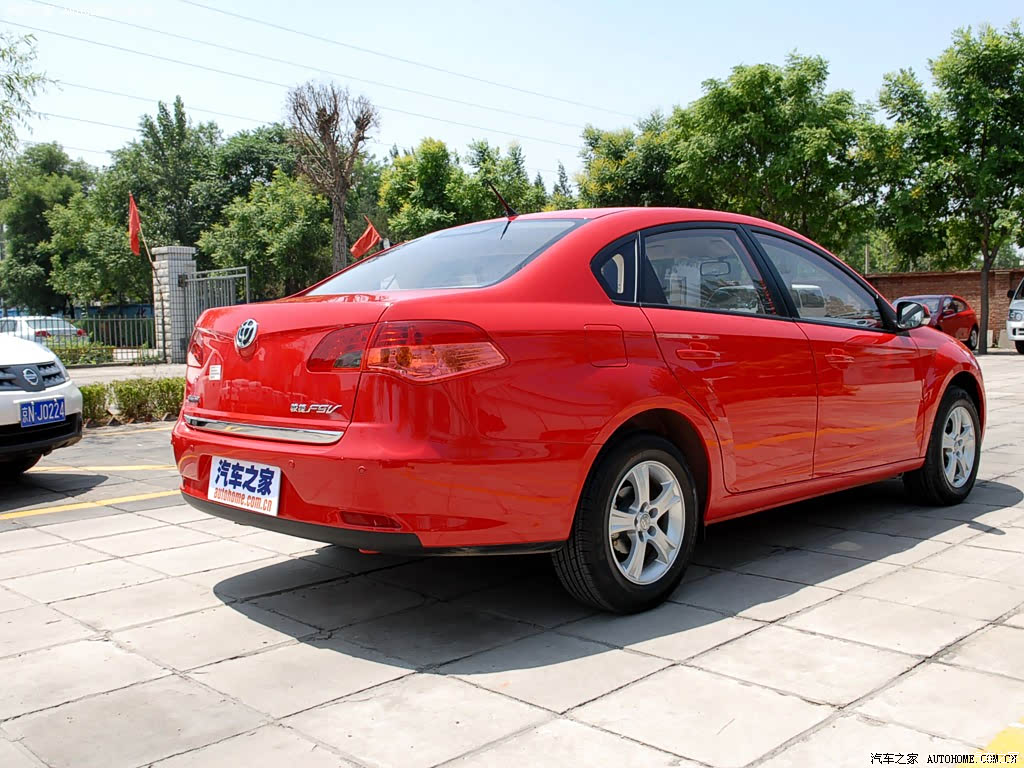5l手动豪华型> 中华骏捷fsv2009款 1.5l手动豪华型 79 列表模