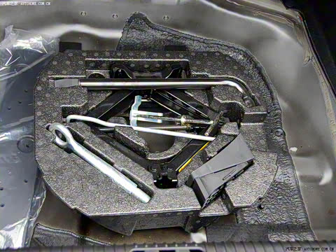 2009�� XKR 5.0L V8��е��ѹ�����ܳ�