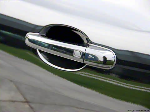 2009�� XKR 5.0L V8��е��ѹ�����ܳ�