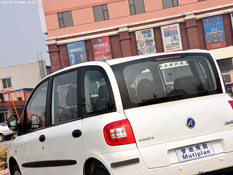 2009�� 1.6L ˫ȼ�Ͼ�����