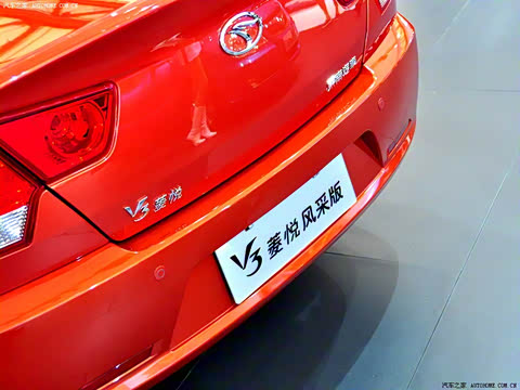 2009�� 1.5L �ֶ���ɰ�