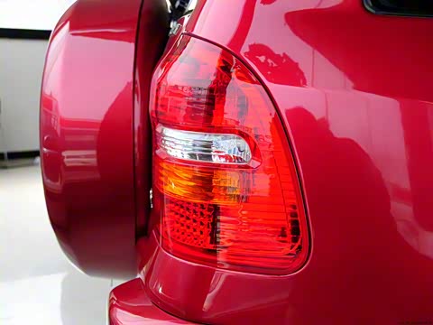 2010�� 2.0L �ֶ�5�ű�׼��