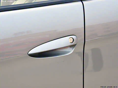 2009�� 1.6L �ֶ������