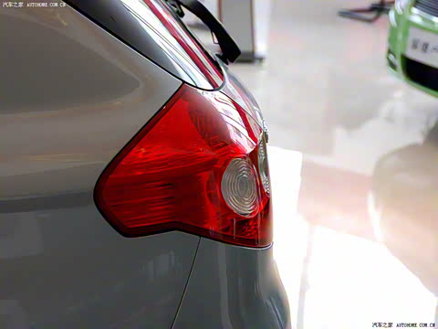 2009�� 1.5L �ֶ�������