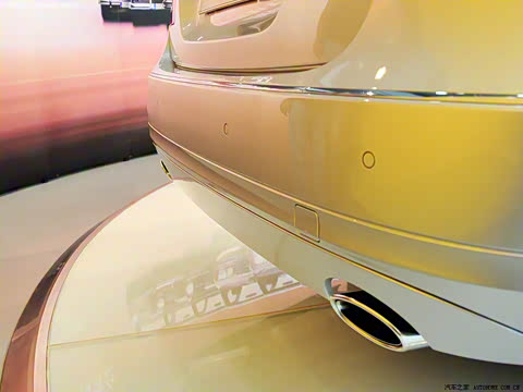 2009�� E 300 ʱ����