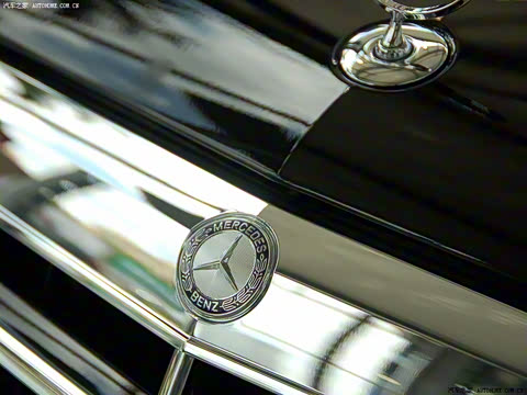 2009�� E 300 ʱ����