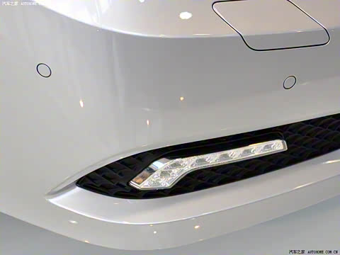 2009�� E 300 ʱ����