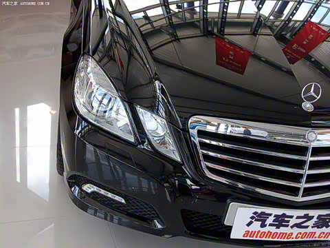 2009�� E 300 ʱ����