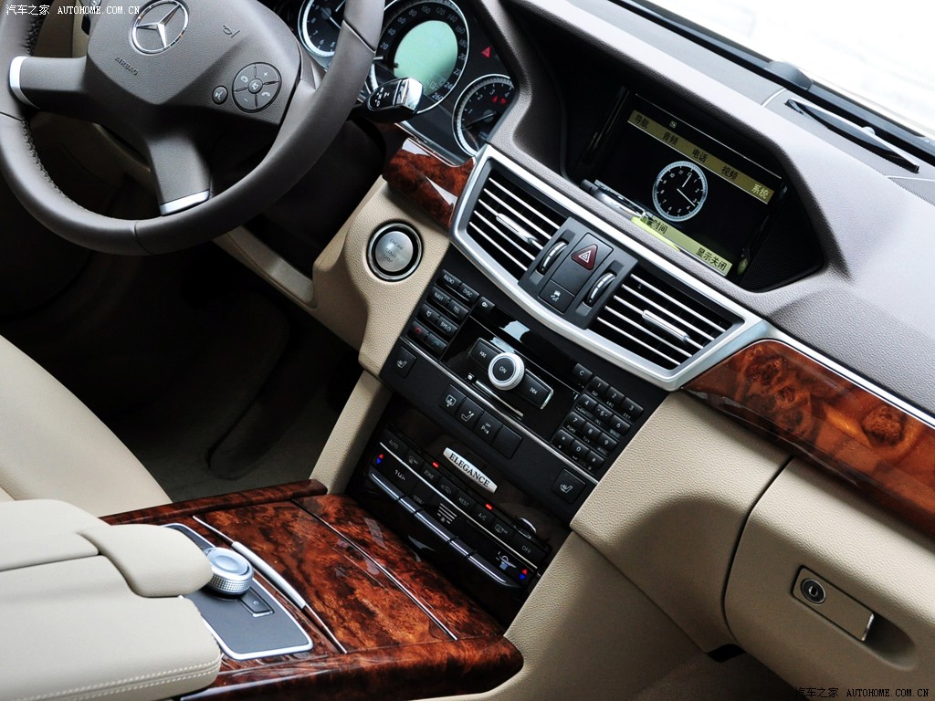 奔驰(进口) 奔驰e级(进口) 2009款 e300 优雅型